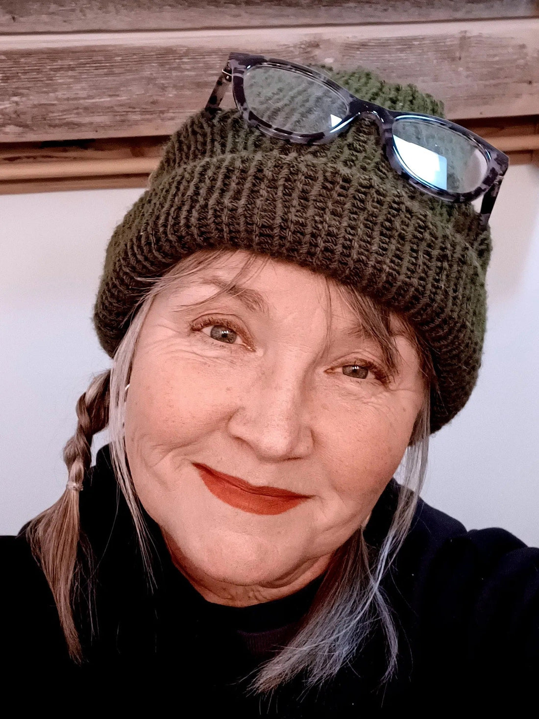 Rural fiction queen Lyndsey Resnick joins Tiny Worlds!